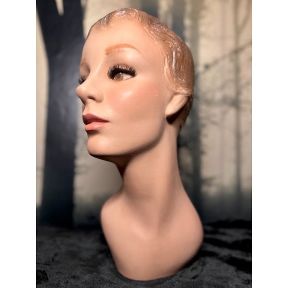 Antique 40s 50s Female Mannequin Head Bust Vintage Woman Hat Jewelry Scarf - Picture 3 of 9